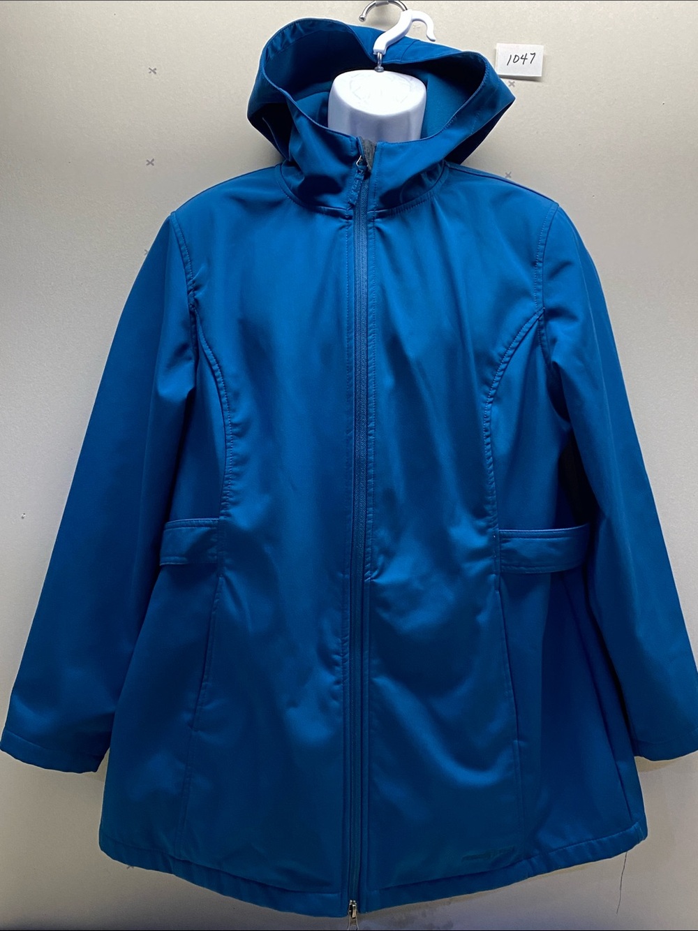 Free Tech Teal Hooded Softshell Fleece Lined  Jacket - Size XL